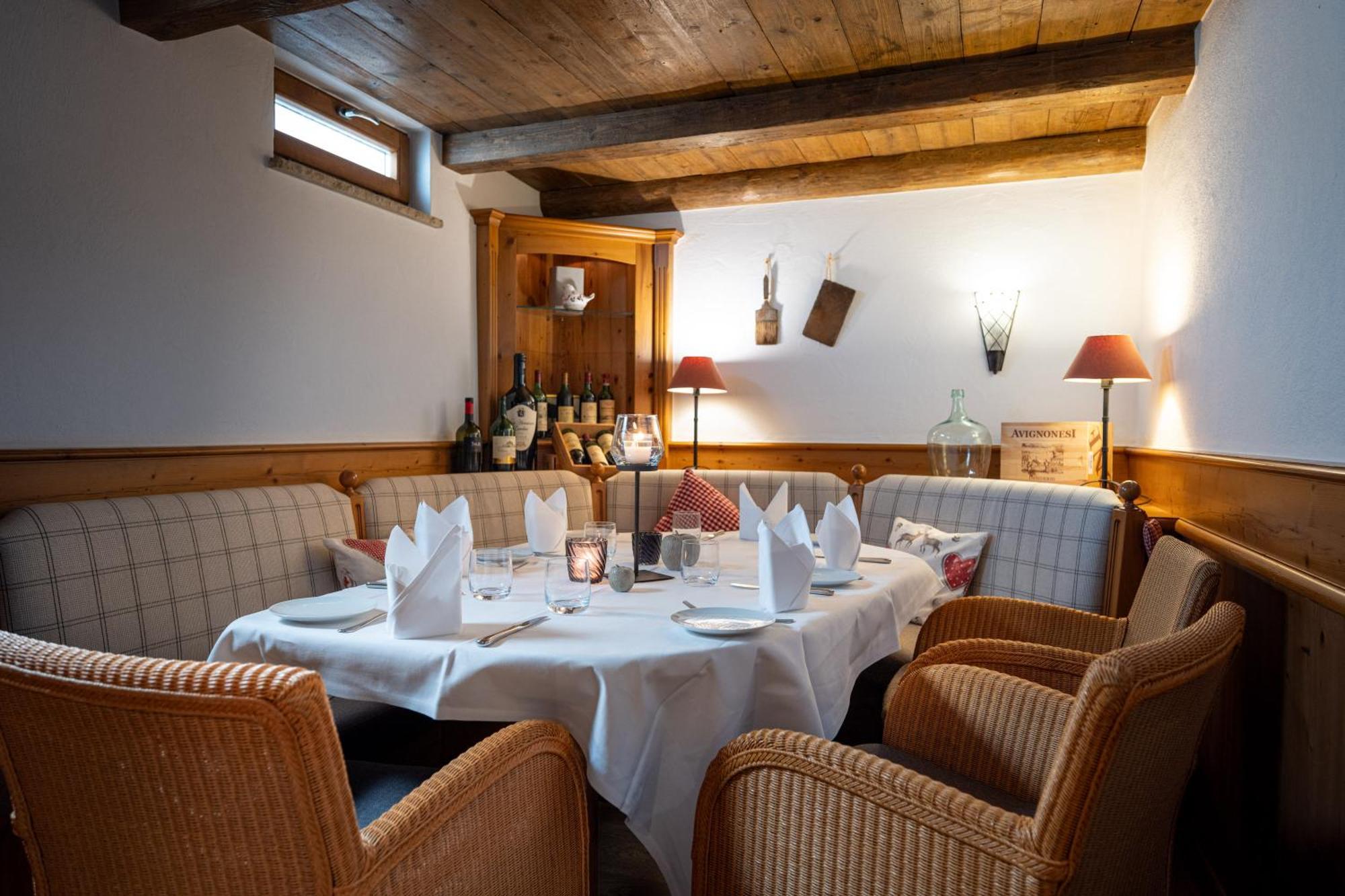 Hotel Gasthof Roessle Stetten am Kalten Markt Eksteriør billede